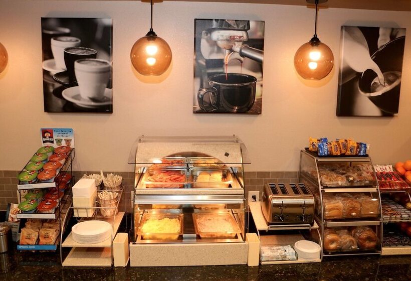 酒店 Best Western Plus Omaha Airport Inn