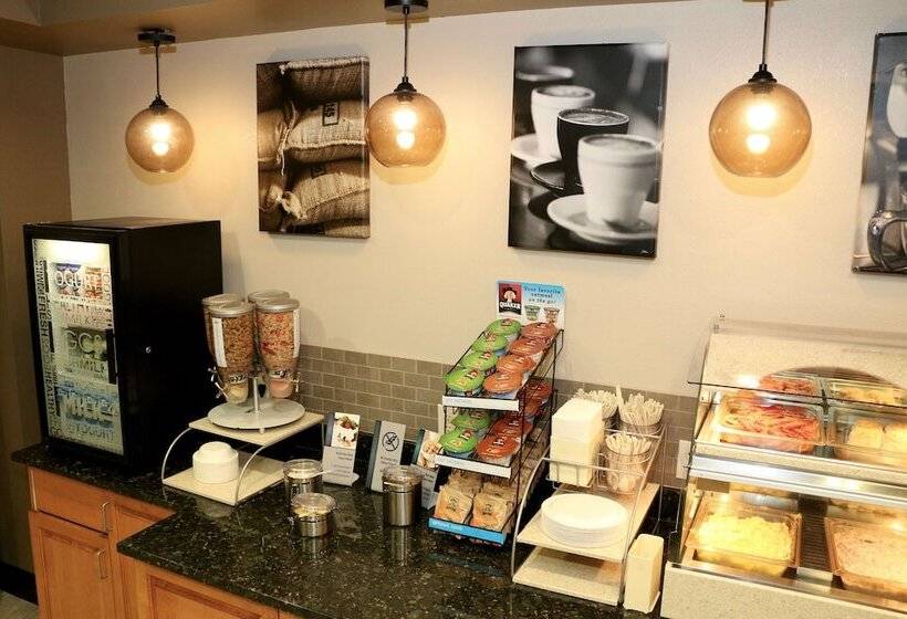 酒店 Best Western Plus Omaha Airport Inn