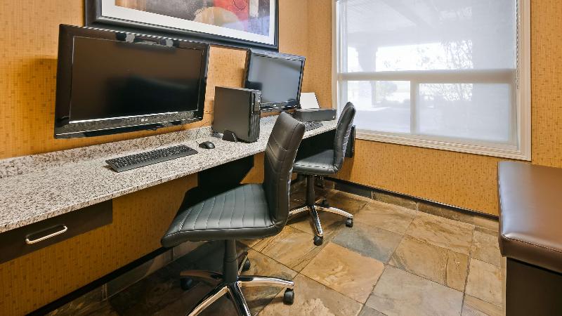 فندق Best Western Wainwright Inn & Suites