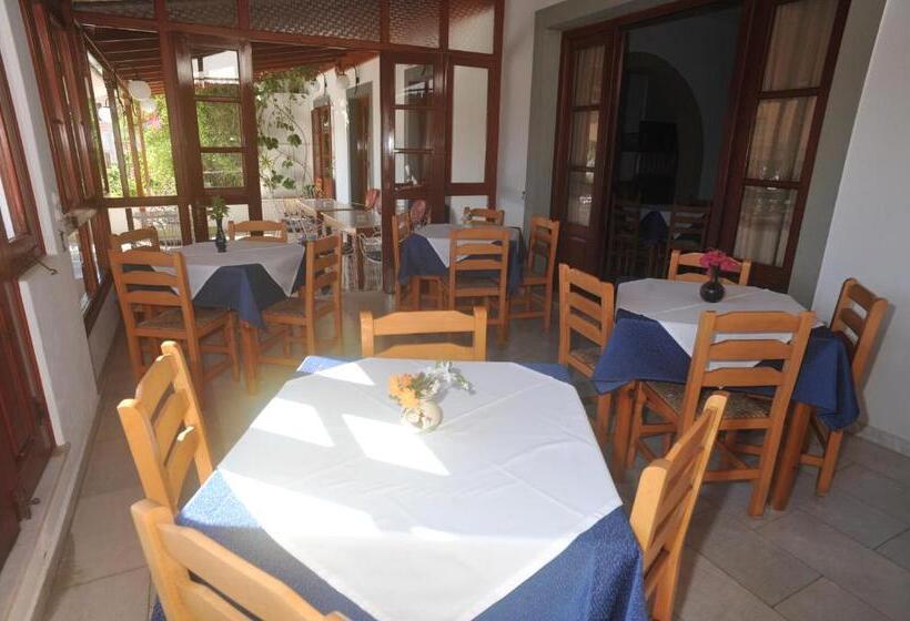 בית מלון כפרי Casteli