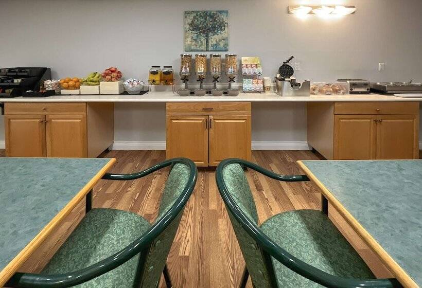 فندق Coast Hinton