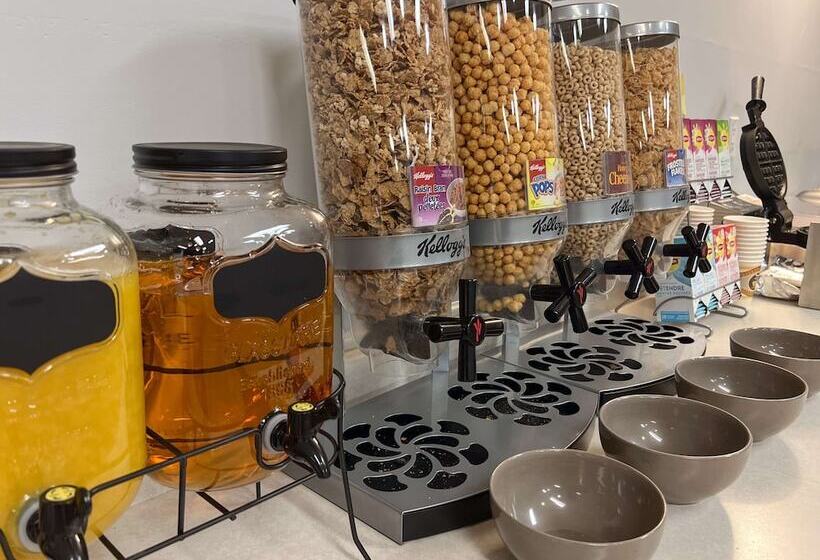 فندق Coast Hinton