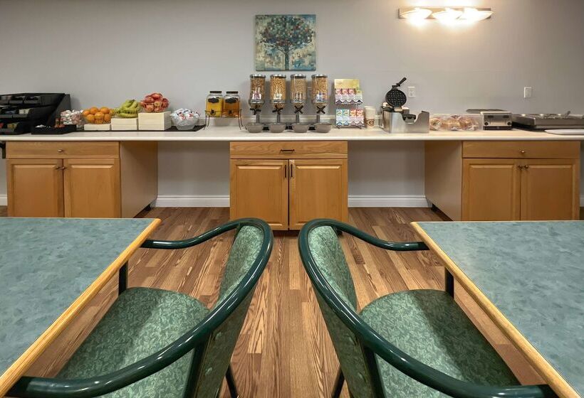 فندق Coast Hinton