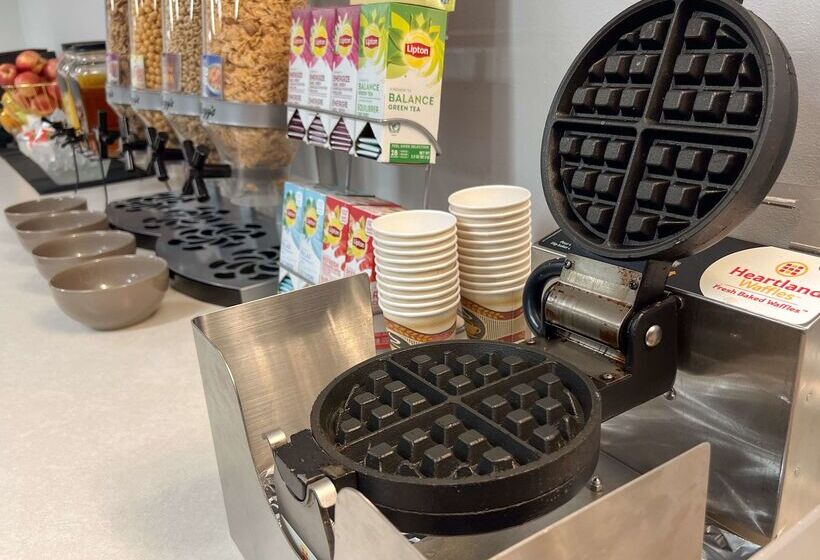 فندق Coast Hinton