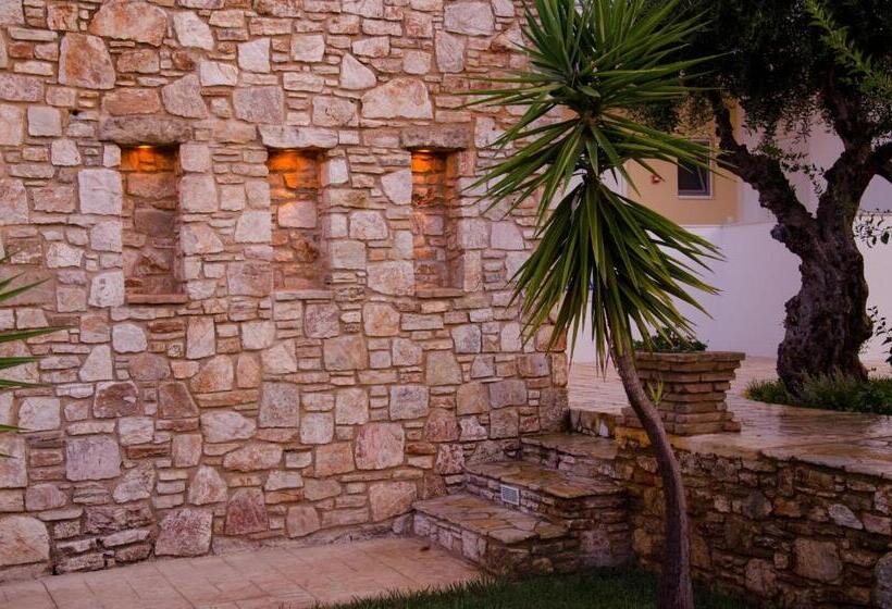 酒店 Colonides Beach