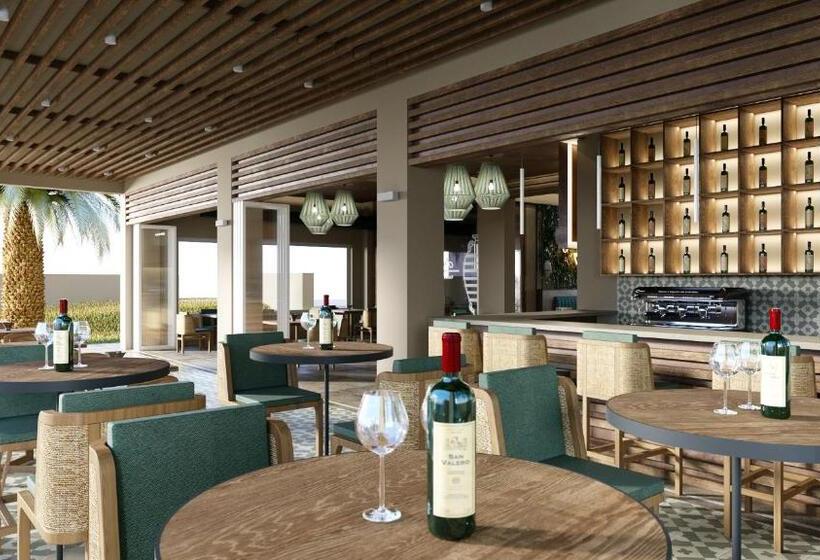 酒店 Colonides Beach