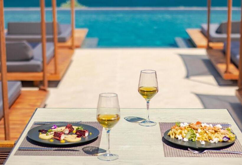 酒店 Colonides Beach