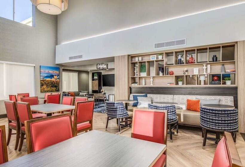 酒店 Comfort Inn & Suites