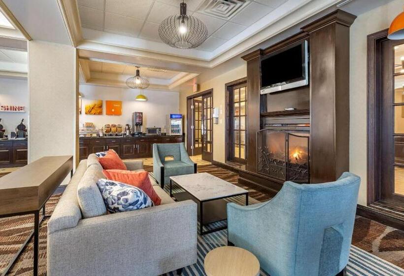 فندق Comfort Inn & Suites Chestertown