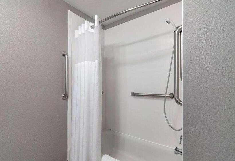 فندق Comfort Inn & Suites