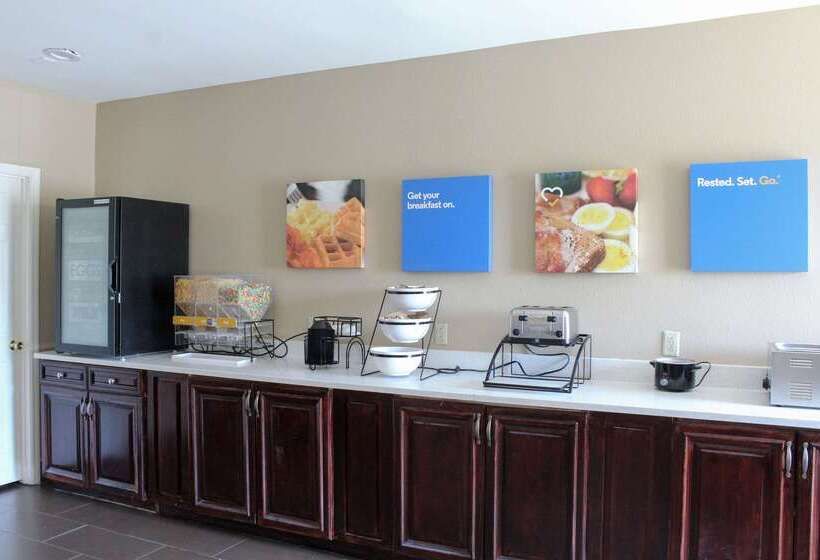 Отель Comfort Inn & Suites Fultondale Gardendale I65