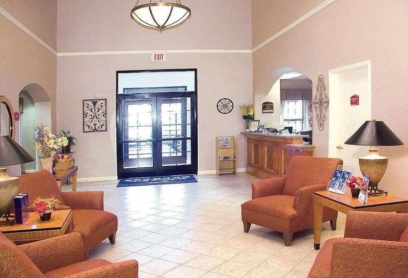 Отель Comfort Inn & Suites Fultondale Gardendale I65