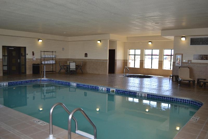 فندق Comfort Inn & Suites