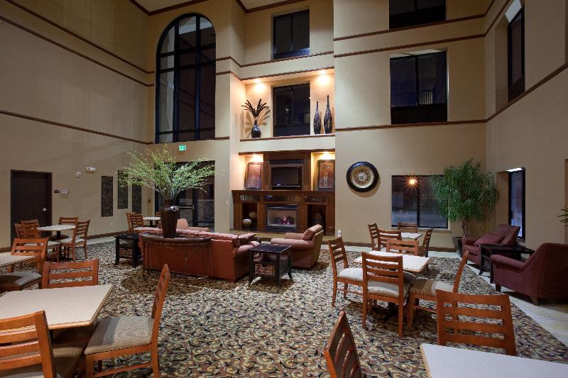 فندق Comfort Inn & Suites