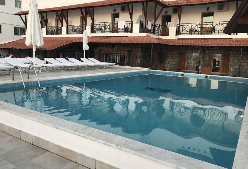 בית מלון כפרי Continental