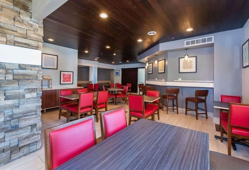 فندق Country Inn & Suites By Radisson, South Haven, Mi