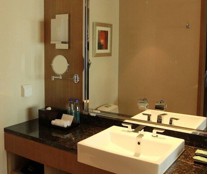 호텔 Courtyard By Marriott Kunshan