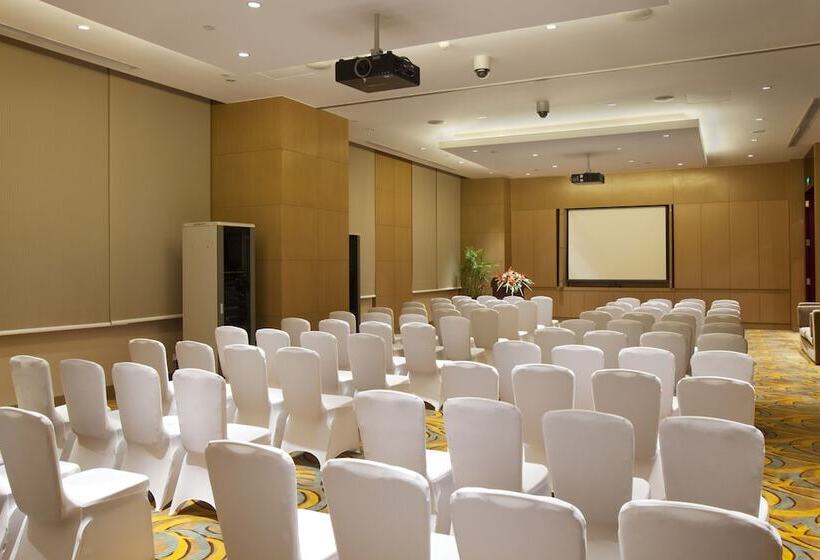 فندق Crowne Plaza Yichang, An Ihg