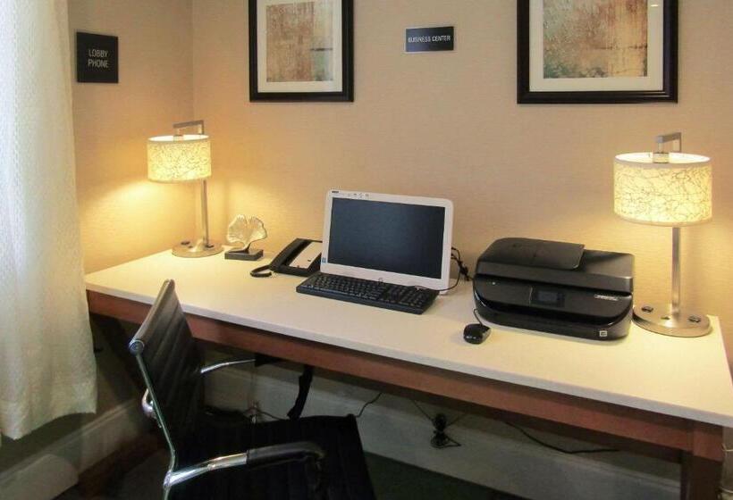 فندق Days Inn By Wyndham Cedartown