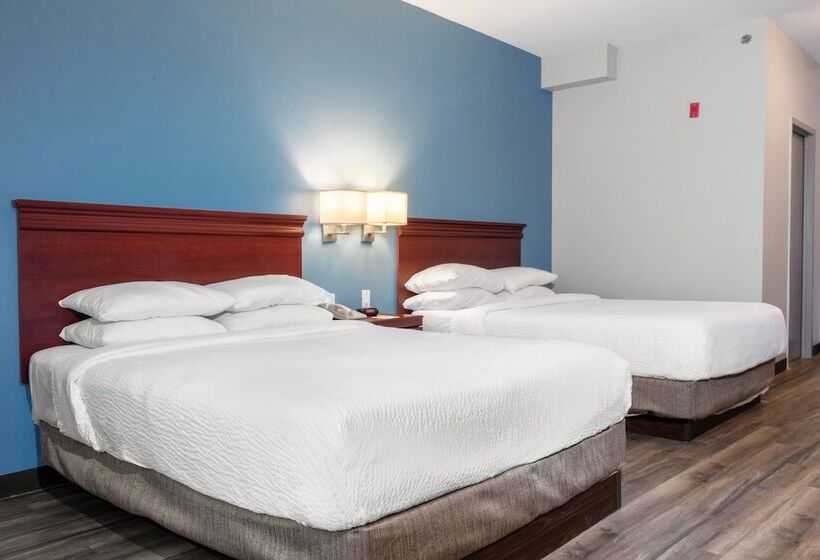 ホテル Signature Inn & Suites Hamilton