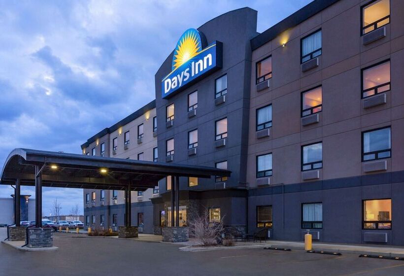 酒店 Days Inn By Wyndham Regina Airport West