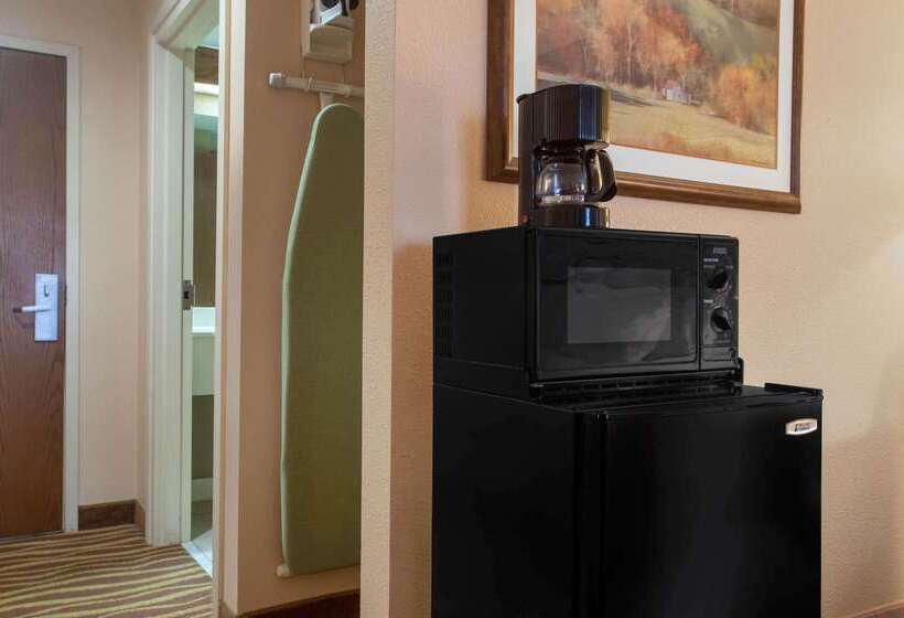 酒店 Days Inn & Suites By Wyndham Cuba