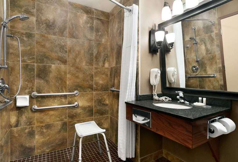 فندق Days Inn & Suites By Wyndham Strathmore