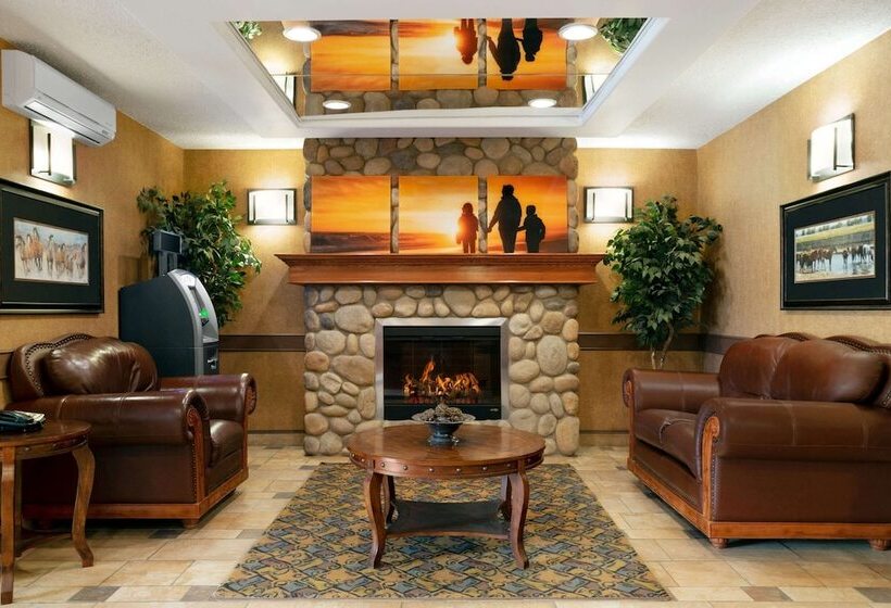 فندق Days Inn & Suites By Wyndham Strathmore