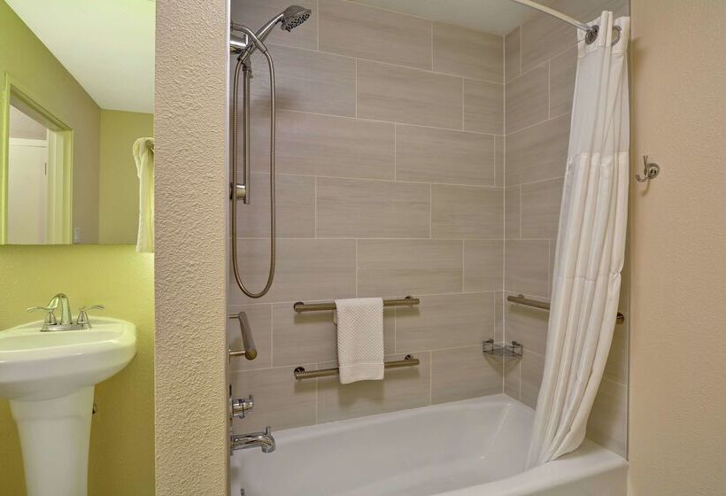 בית מלון כפרי Doubletree By Hilton Hattiesburg, Ms