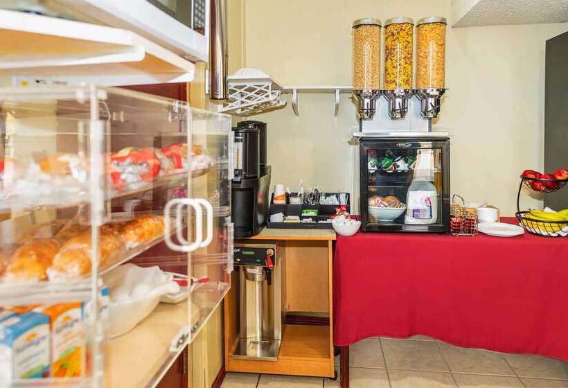 فندق Econo Lodge