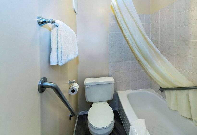 فندق Econo Lodge