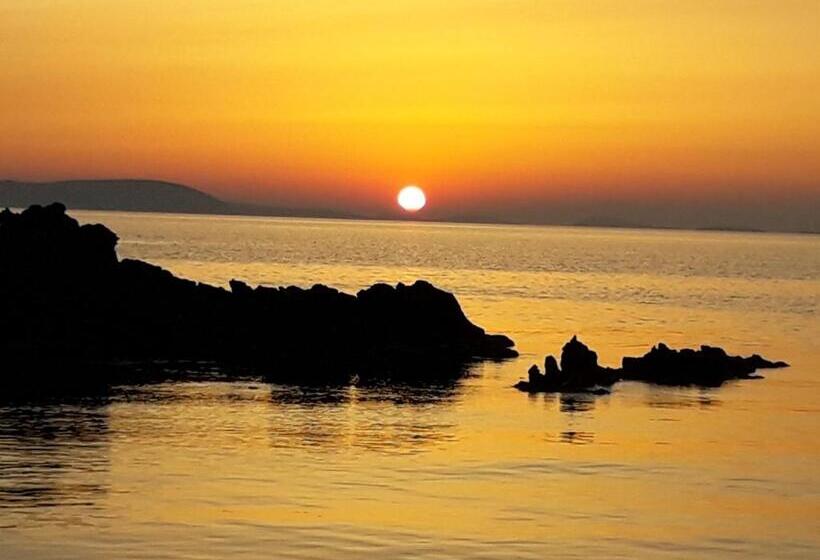 בית מלון כפרי Effie