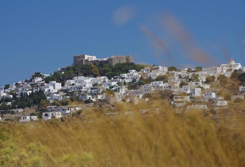 בית מלון כפרי Effie