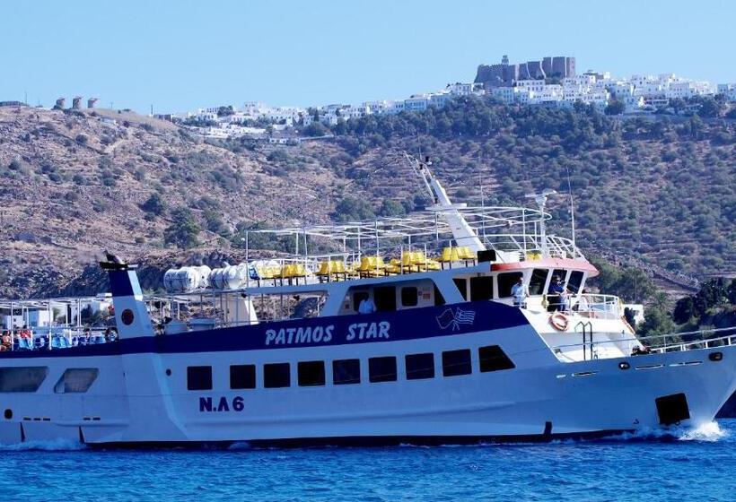 בית מלון כפרי Effie