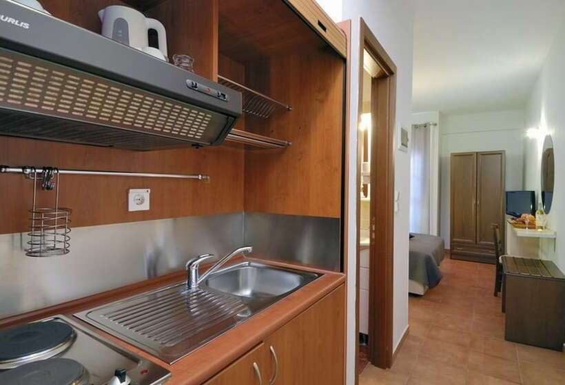 בית מלון כפרי Enalion