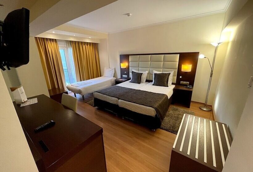 בית מלון כפרי Europa