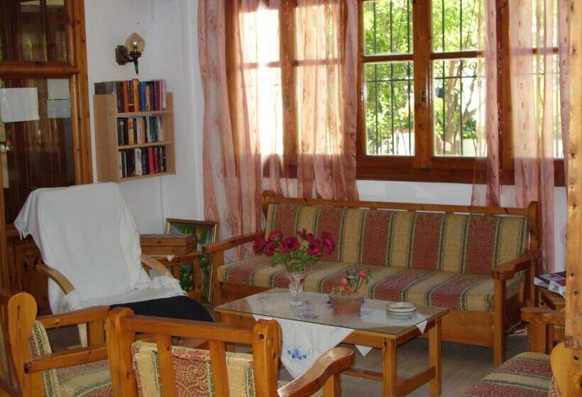 בית מלון כפרי Eva Marina