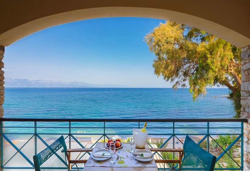 Grekis Beach Hotel And Apartments