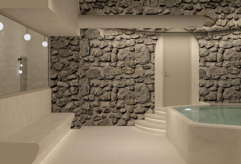 Yeeon Boutique City Hotel Gythio