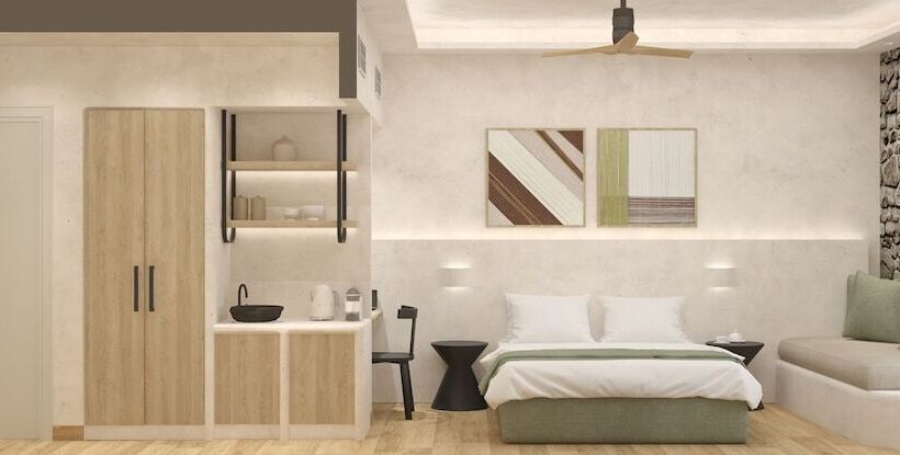 Yeeon Boutique City Hotel Gythio