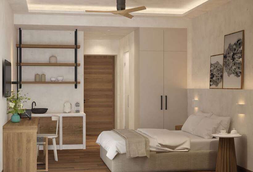 Yeeon Boutique City Hotel Gythio