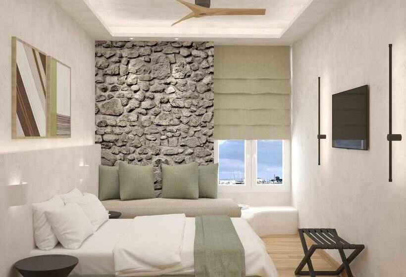 Yeeon Boutique City Hotel Gythio