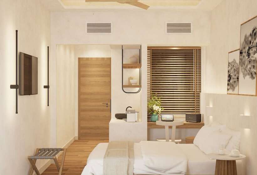 Yeeon Boutique City Hotel Gythio