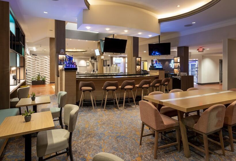 Holiday Inn Hotel & Suites Maple Grove Northwest Minneapolis Arbor Lakes, An Ihg