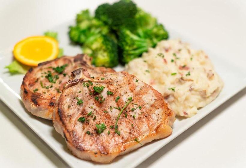 Holiday Inn Hotel & Suites   Orange Park   Wells Rd