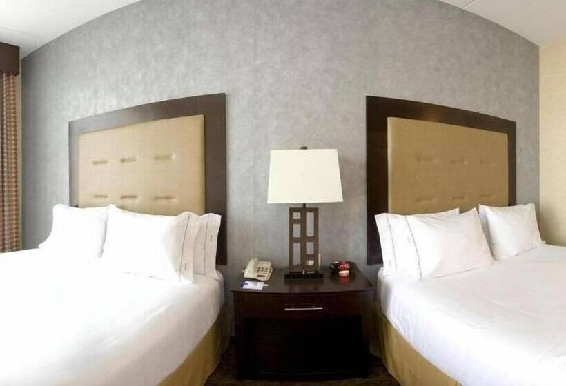 Holiday Inn Express Hotel & Suites Byram, An Ihg