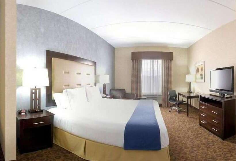 Holiday Inn Express Hotel & Suites Byram, An Ihg