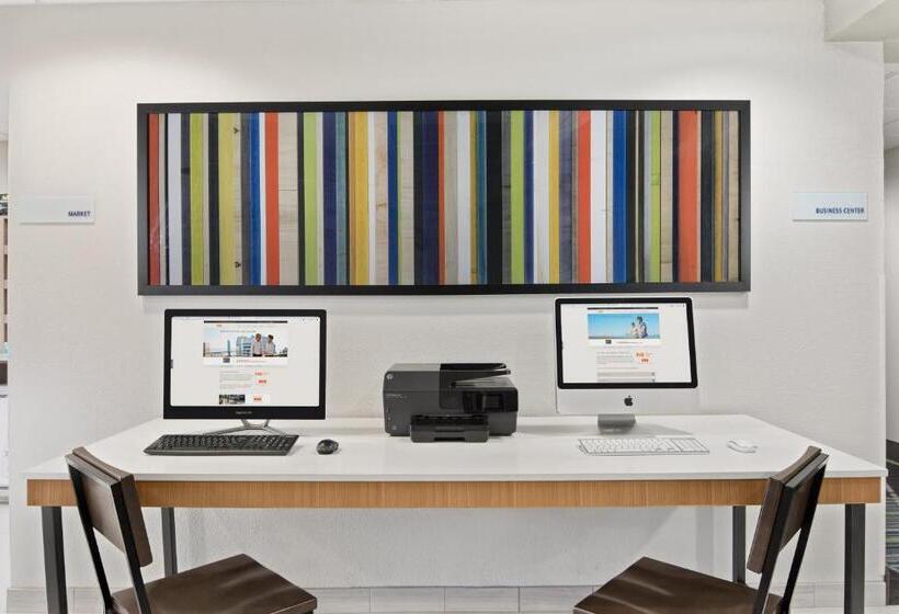 Holiday Inn Express Hotel & Suites Byron, An Ihg