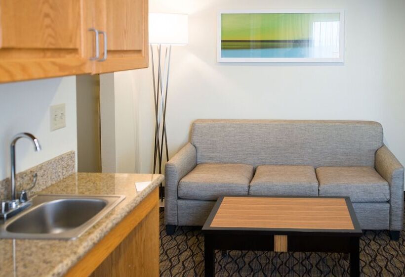 Holiday Inn Express Hotel & Suites Chanhassen By Ihg