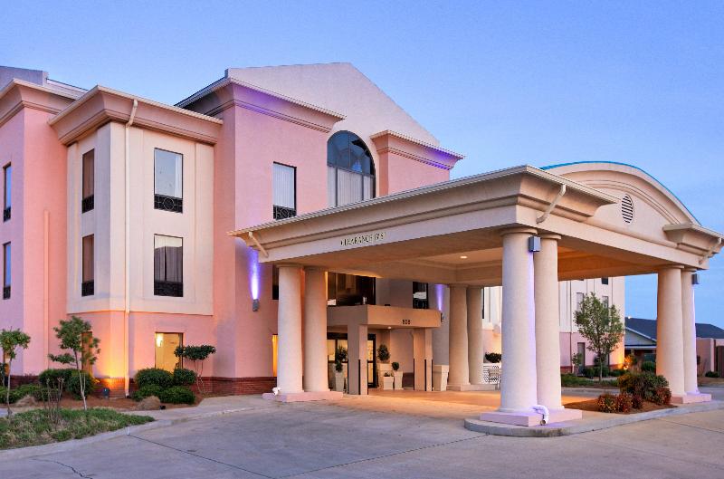 Holiday Inn Express Hotel & Suites Cleveland By Ihg